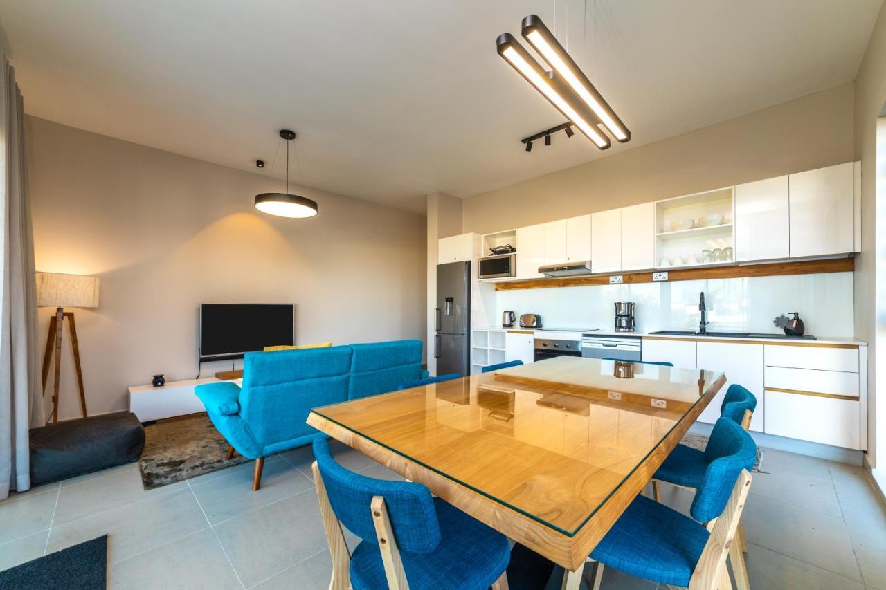One Bay Residence - Apartment 12 - Apartment In Pereybere Pereybere Beach ภายนอก รูปภาพ