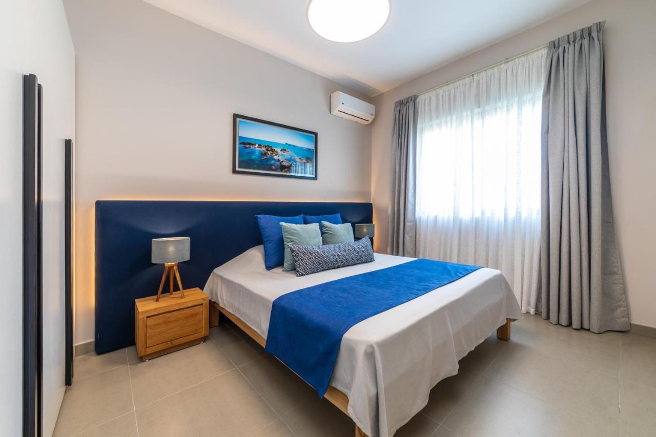 One Bay Residence - Apartment 12 - Apartment In Pereybere Pereybere Beach ภายนอก รูปภาพ